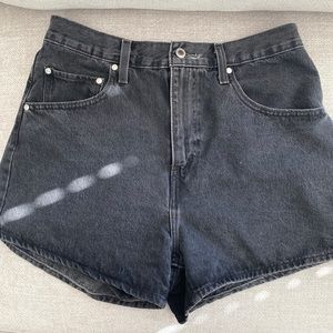 Women's Levi's® Silvertab™ High-Rise Mom Jean Shorts